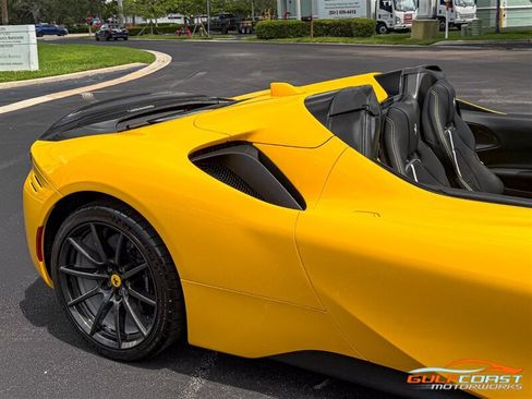 Used 2024 Ferrari SF90 Spider AWD/4WD image 61