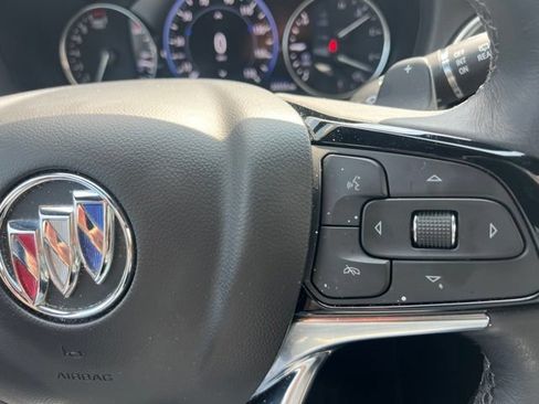 Used 2024 Buick Enclave Avenir w/ Avenir Technology Package AWD/4WD image 31