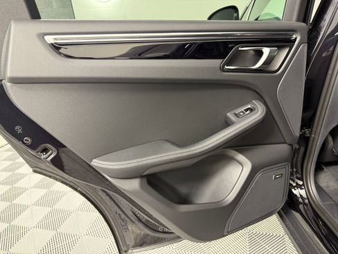 New 2026 Porsche Macan S image 28