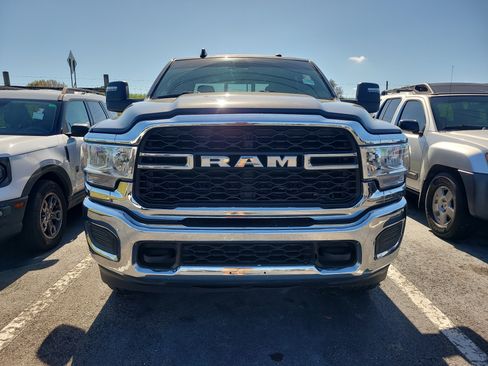 Used 2024 RAM 2500 Tradesman w/ Chrome Appearance Group image 2