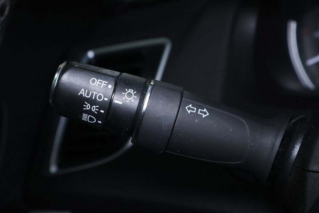 Used 2016 Acura TLX w/ Technology Package FWD image 24