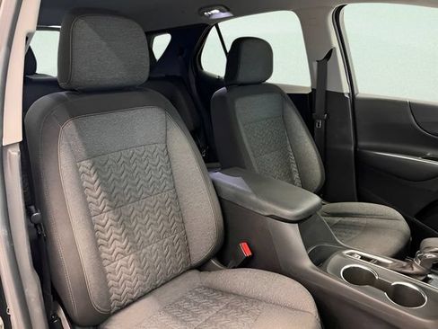Certified 2023 Chevrolet Equinox LT FWD image 12