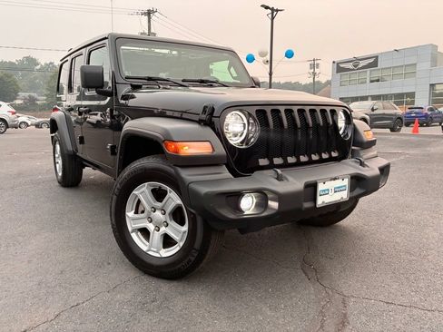 Used 2022 Jeep Wrangler Unlimited Sport w/ Sun And Sound Package AWD/4WD image 56