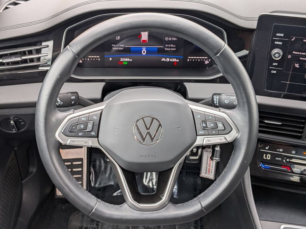 Used 2025 Volkswagen Jetta Sport FWD image 17