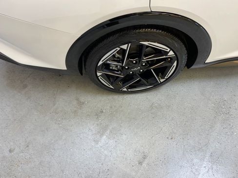 Used 2025 Kia K4 GT-Line w/ GT-Line Premium Package FWD image 13