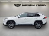 Used 2020 Toyota RAV4 XLE Premium image 4