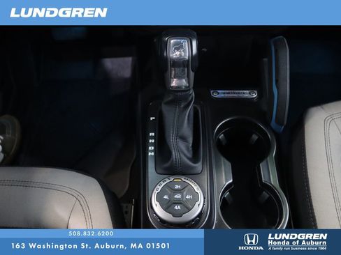 Used 2023 Ford Bronco Wildtrak image 24
