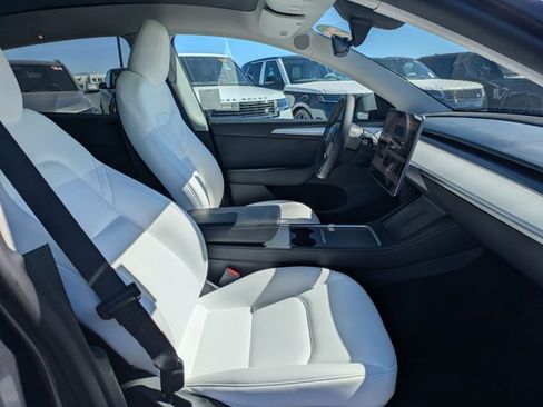Used 2023 Tesla Model Y Performance AWD/4WD image 21