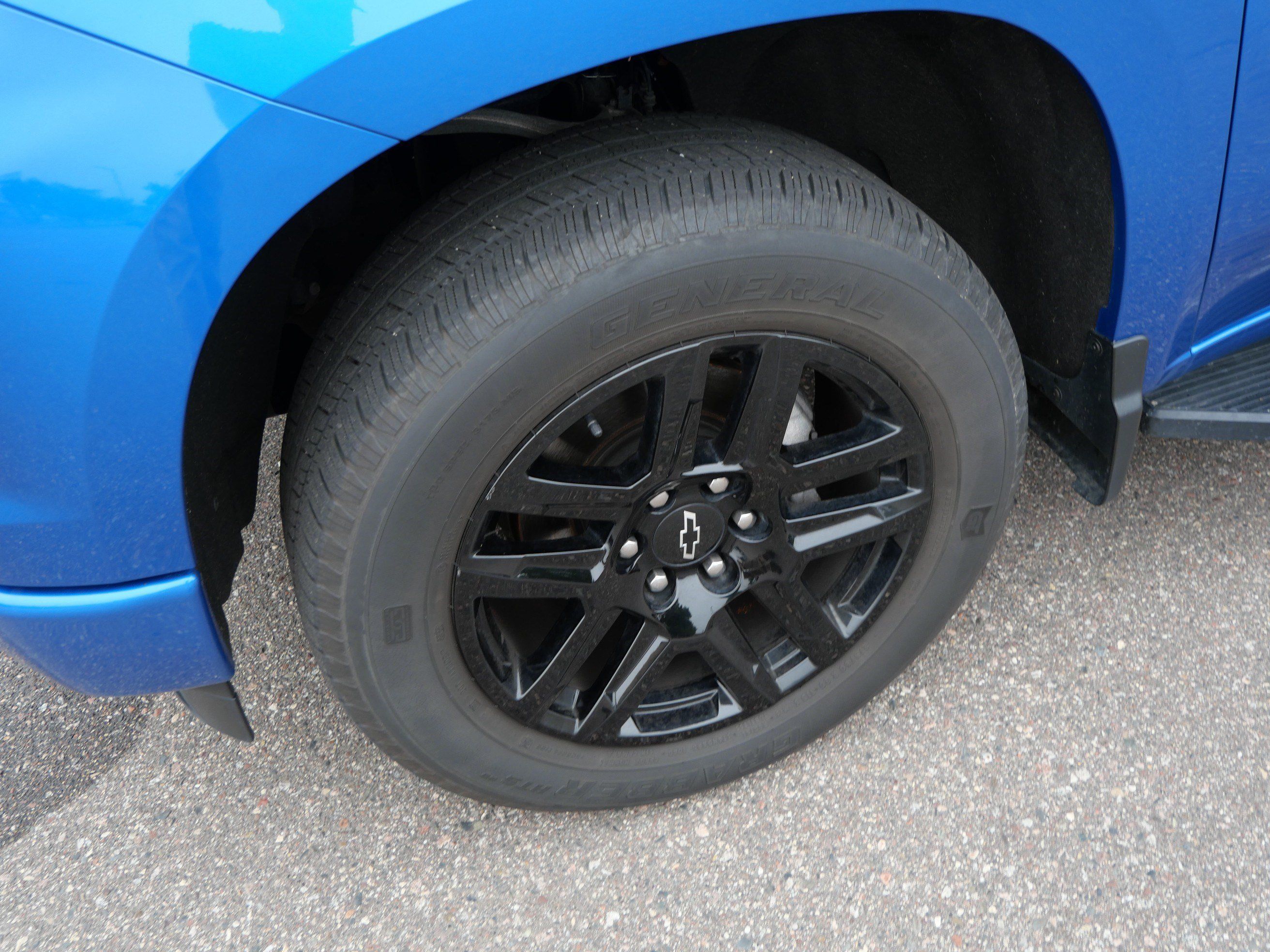 Used 2022 Chevrolet Silverado 1500 Custom AWD/4WD image 16
