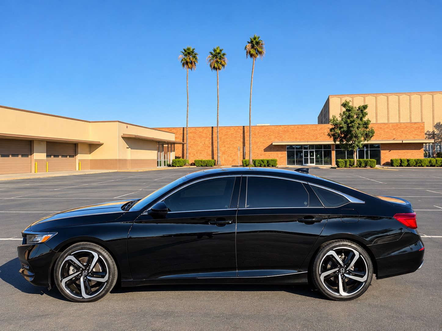 Used 2019 Honda Accord Sport image 4