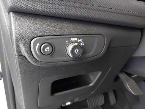 Used 2024 Chevrolet TrailBlazer LS w/ LS Convenience Package image 25