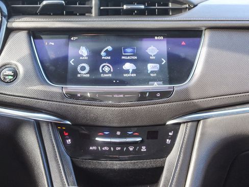 Used 2017 Cadillac XT5 Premium Luxury image 10