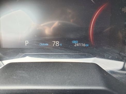 Used 2025 Toyota RAV4 XLE AWD/4WD image 24