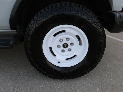 New 2026 Ford Bronco Heritage Edition AWD/4WD image 7