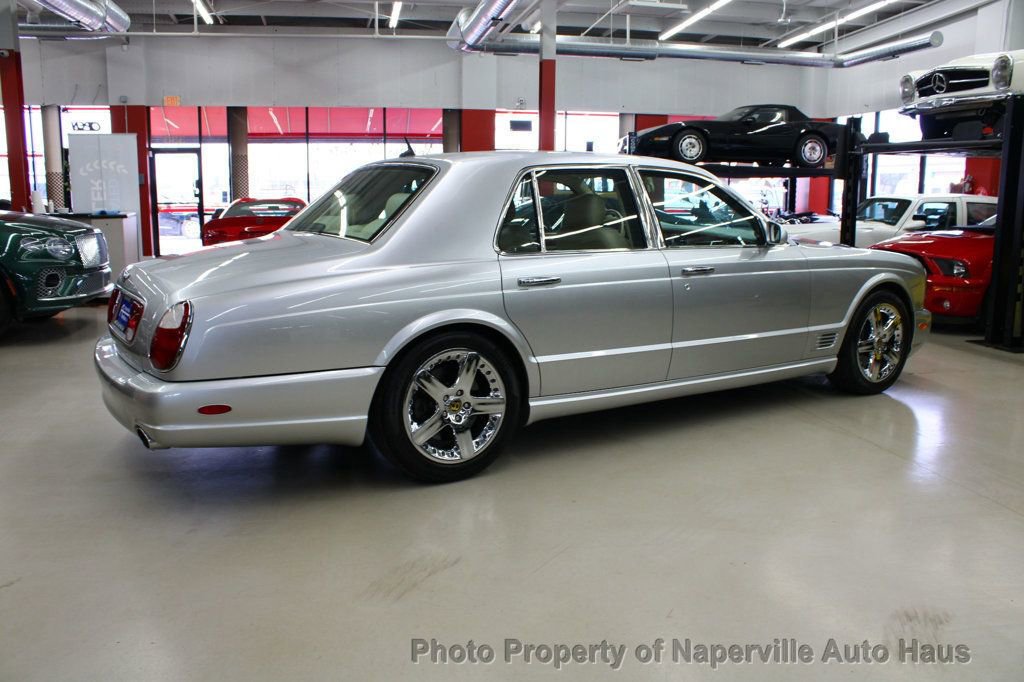 Used 2004 Bentley Arnage T RWD image 10