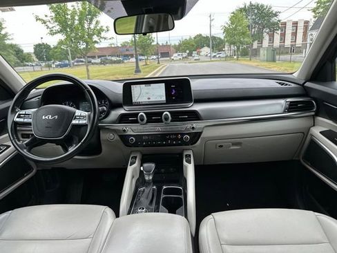 Used 2022 Kia Telluride S AWD/4WD image 16