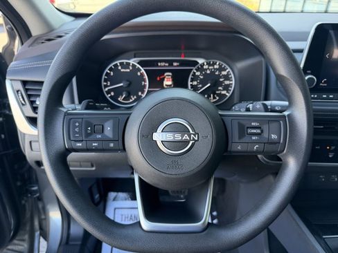 Certified 2023 Nissan Rogue S image 11