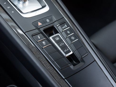 Certified 2019 Porsche 911 Turbo image 29