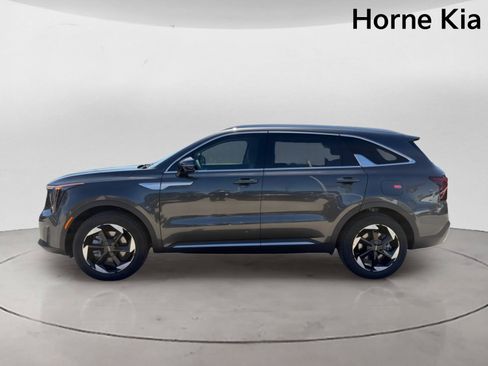 New 2026 Kia Sorento LX FWD image 6