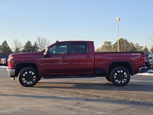 Used 2020 Chevrolet Silverado 2500 LT w/ All Star Edition image 28