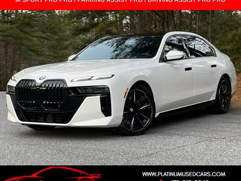 Used 2023 BMW 740i RWD image 1