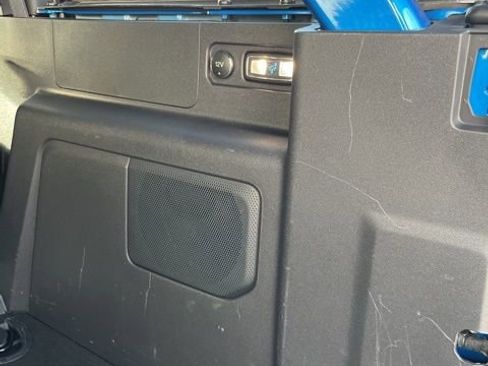 Used 2024 Ford Bronco Wildtrak image 41