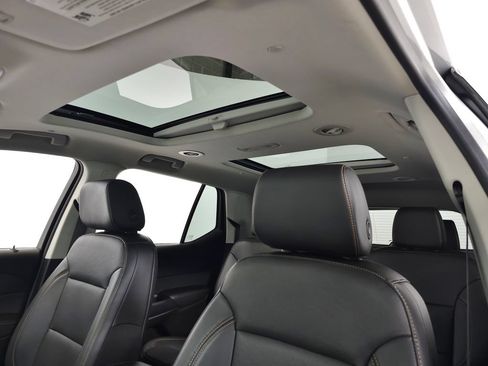 Used 2019 Chevrolet Traverse Premier w/ LPO, Floor Liner Package AWD/4WD image 18