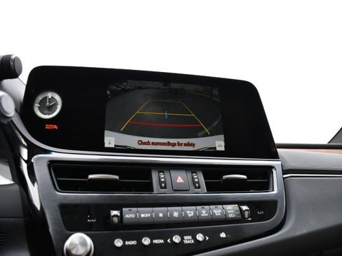 New 2025 Lexus ES 350 w/ Premium Package image 16