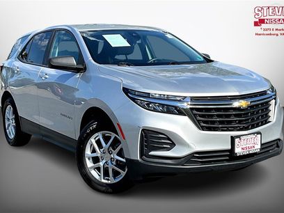 Used 2022 Chevrolet Equinox LS w/ LS Convenience Package