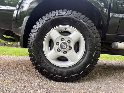 Used 2002 Nissan Frontier SE AWD/4WD image 49