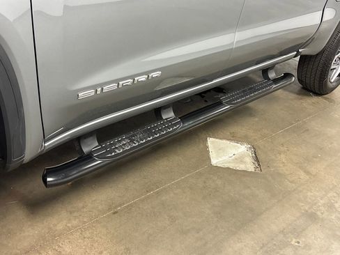 Used 2024 GMC Sierra 1500 SLT w/ SLT Convenience Package image 11