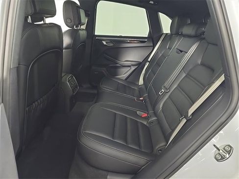 New 2026 Porsche Macan S image 15