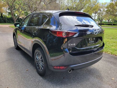 Used 2021 MAZDA CX-5 Touring image 5