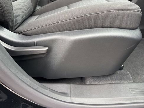 New 2026 Chevrolet Equinox LT w/ Safety and Technology Package AWD/4WD image 38