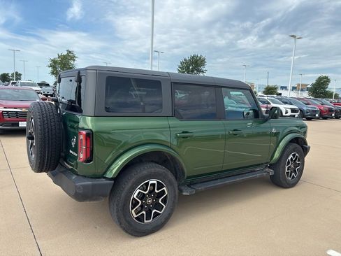 Used 2023 Ford Bronco Outer Banks AWD/4WD image 4