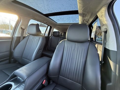 Certified 2026 Hyundai Ioniq 9 Calligraphy image 17