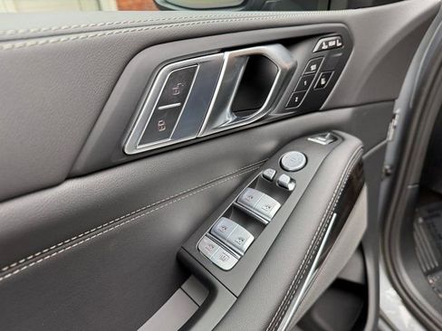 New 2026 BMW X7 xDrive40i image 11