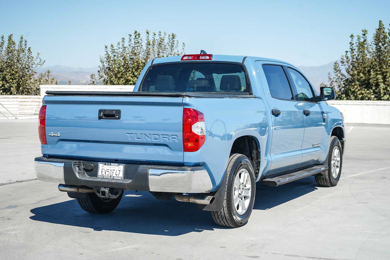 Used 2020 Toyota Tundra SR5 w/ SR5 Leather Package AWD/4WD image 5