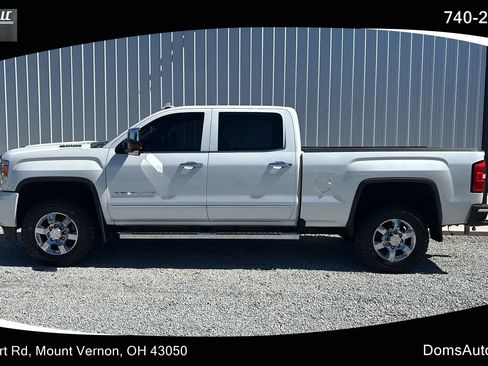 Used 2018 GMC Sierra 3500 Denali w/ Duramax Plus Package AWD/4WD image 1