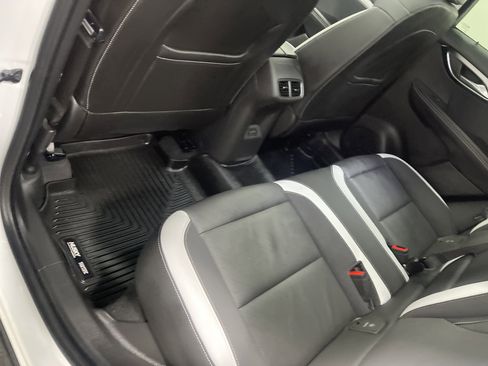 Used 2024 Buick Envision Sport Touring image 17