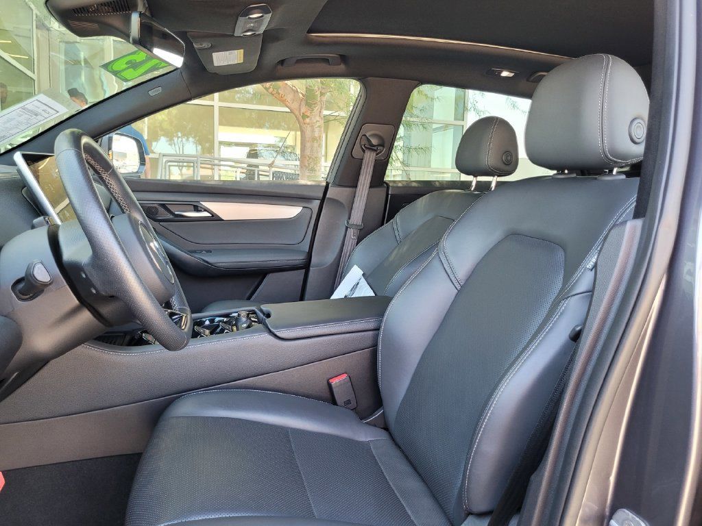 Used 2023 VinFast VF 8 Plus AWD/4WD image 13