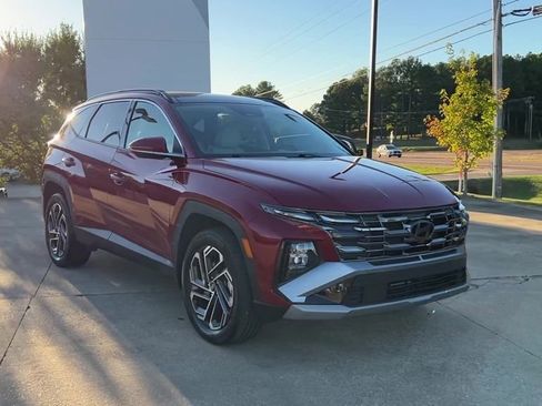 Used 2025 Hyundai Tucson Limited image 8