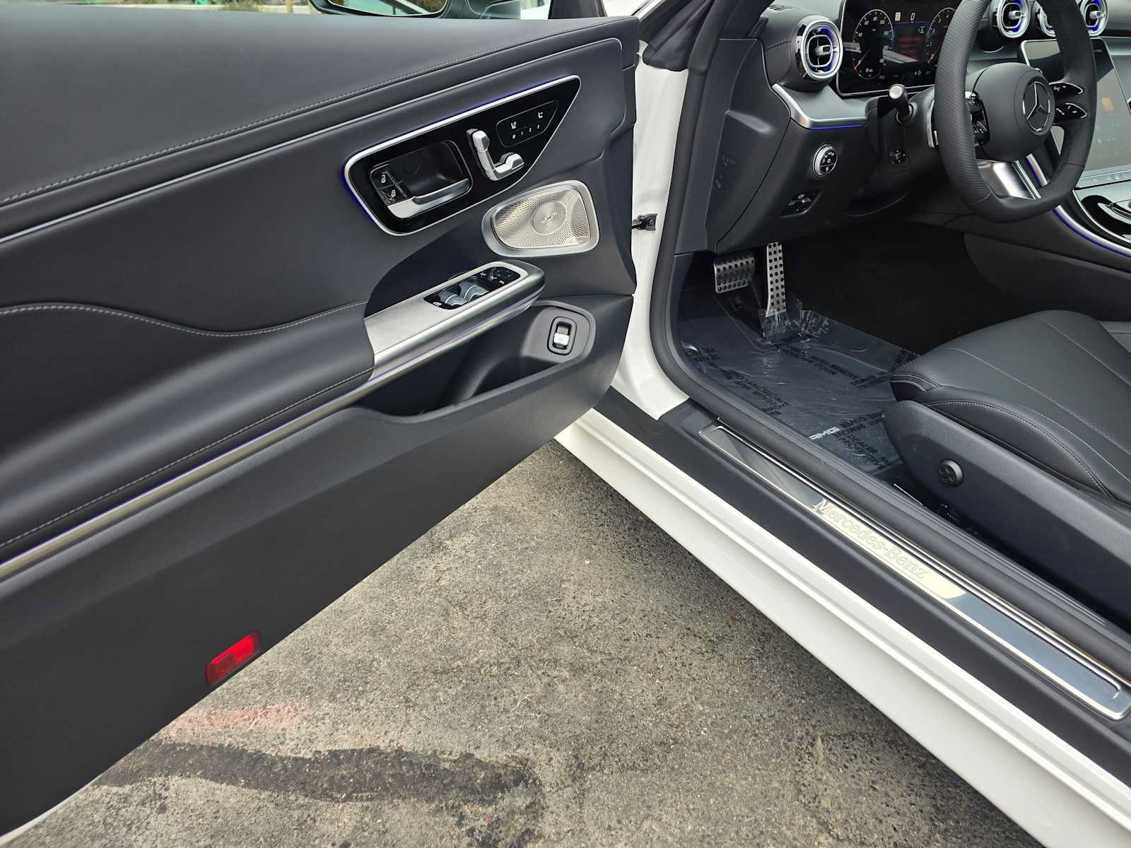 New 2027 Mercedes-Benz CLE 450 4MATIC Cabriolet image 17