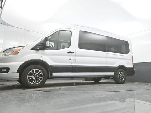 Used 2022 Ford Transit 350 XLT image 34