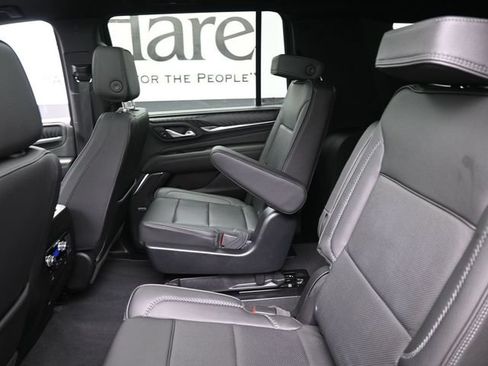 Used 2023 GMC Yukon XL Denali AWD/4WD image 21