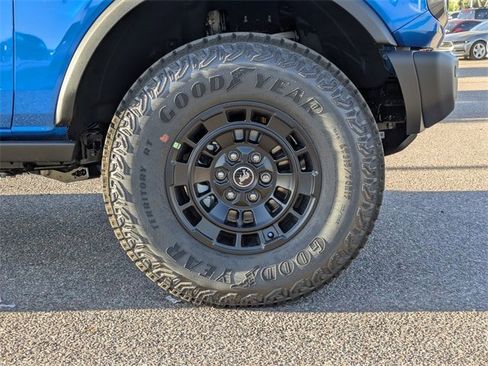 New 2026 Ford Bronco Badlands image 11