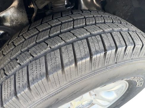 Used 2002 Toyota 4Runner Limited image 38