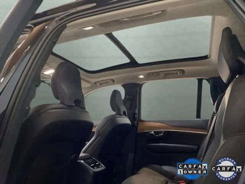 Used 2025 Volvo XC90 B6 Plus image 11