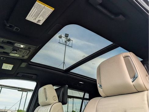 Used 2021 Cadillac Escalade Sport w/ Driver Assist Tech Package AWD/4WD image 21