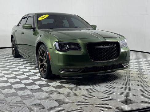 Used 2018 Chrysler 300 S w/ Safetytec Plus Group RWD image 3